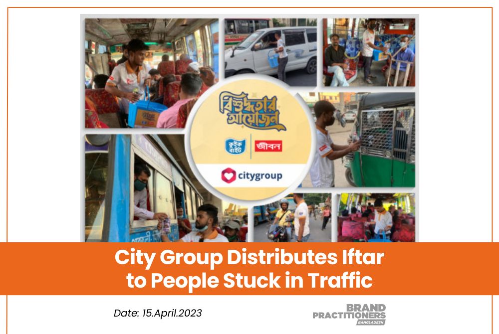 City Group Distributes Iftar to People Stuck in Traffic