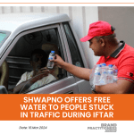 Shwapno offers free water to people stuck in traffic during iftar