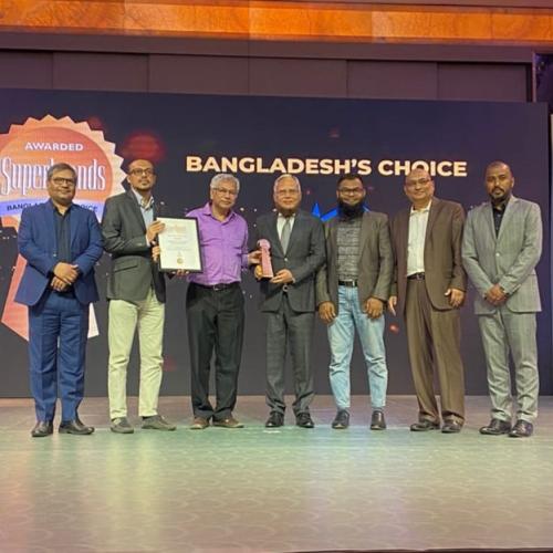 DBL-Group-for-obtaining-the-Superbrands-Bangladesh-2